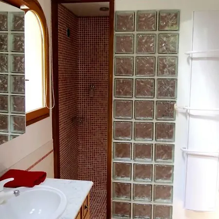 펜션 Charmante Maison Provencal A Avec Piscine *