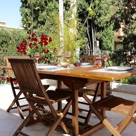 Charmante Maison Provencal A Avec Piscine * Antibes