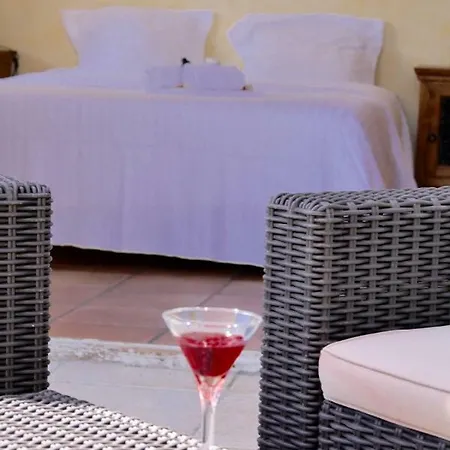 Сasa de vacaciones Charmante Maison Provencal A Avec Piscine *
